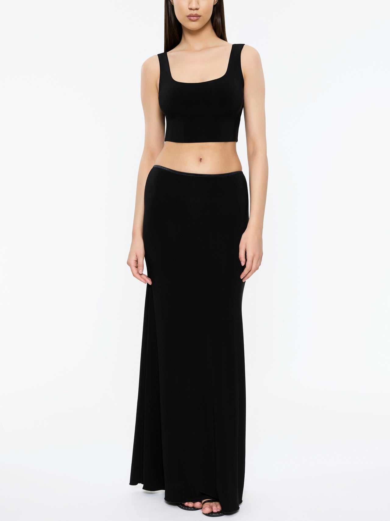 Essentielle Two-Piece Set - Black